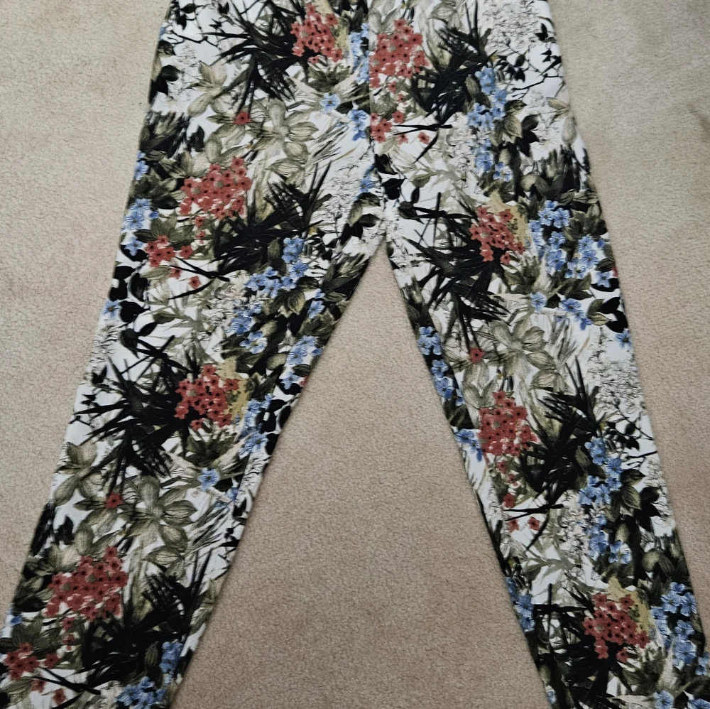 Pants - Picture 3 of 5